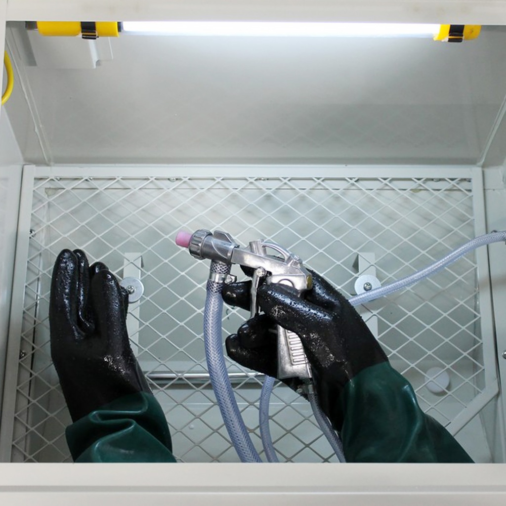 Sandblasting cabinet 90L